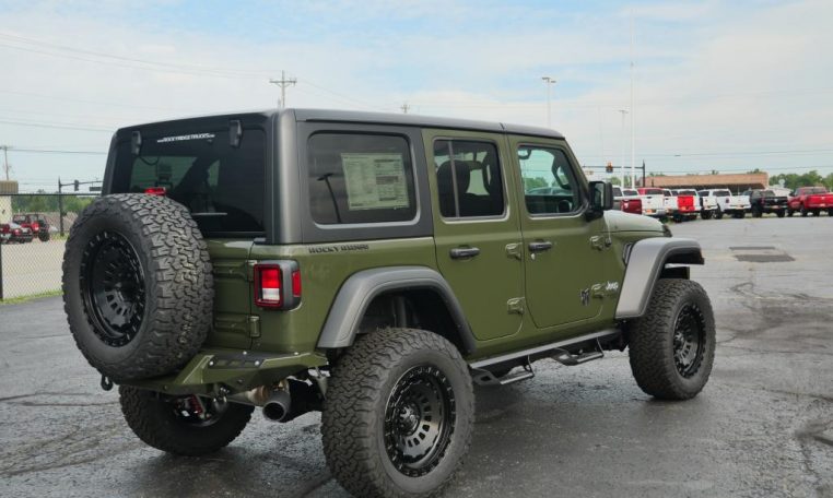 Lifted 2020 Jeep Wrangler Unlimited - Rocky Ridge Trucks ...