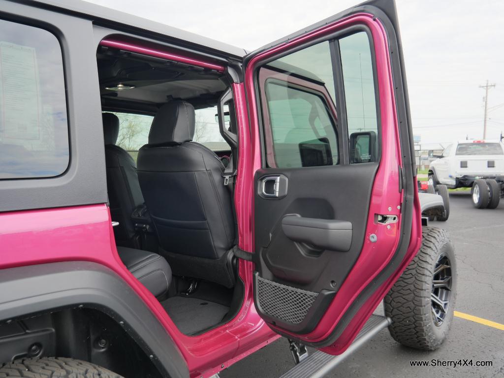 Lifted 2021 Jeep Wrangler - SCA Performance Black Widow | 30573T ...