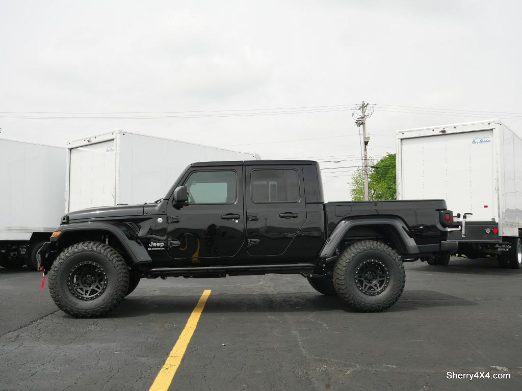 Lifted 2021 Jeep Gladiator - RMT Overland | 30602T - Sherry 4x4