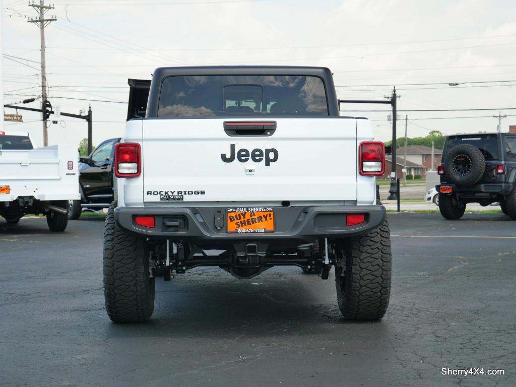 Lifted 2022 Jeep Gladiator - Rocky Ridge Trucks K2 | 30531T - Sherry 4x4