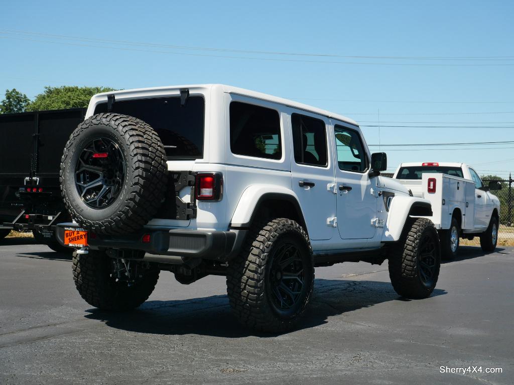 Lifted 2022 Jeep Wrangler - SCA Performance Black Widow | 30631T ...