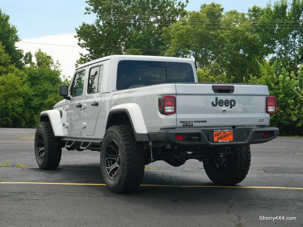 Lifted 2022 Jeep Gladiator - Rocky Ridge Trucks K2 | 30657T - Sherry 4x4