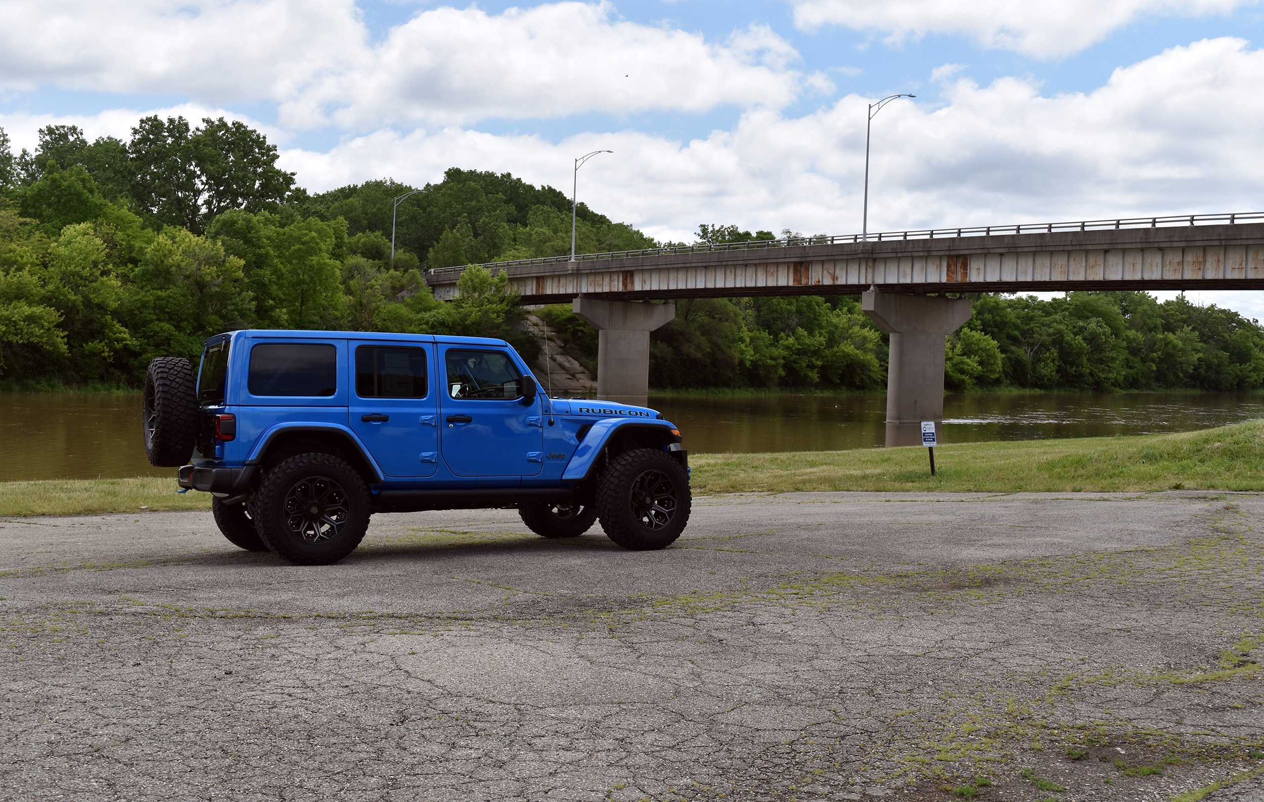 custom-order-jeep-slider